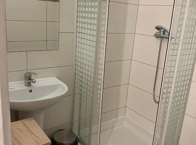 Ow Meduza I Biala Mewa 3*